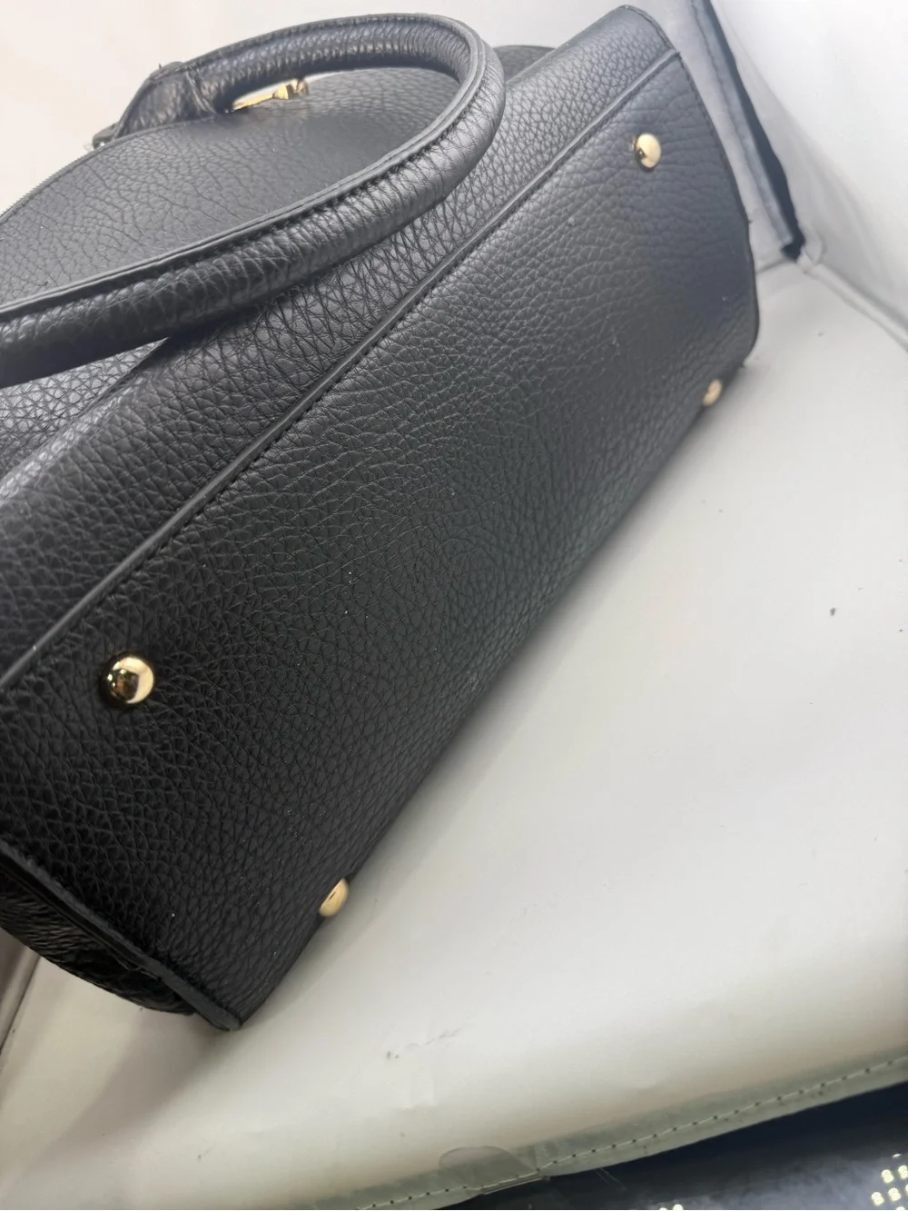 Michael Kors large handbag - Picture 7 of 11